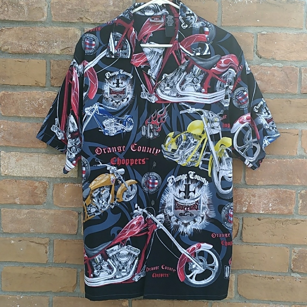 OCC Logo Collar Button Down Short Sleeve Shirt